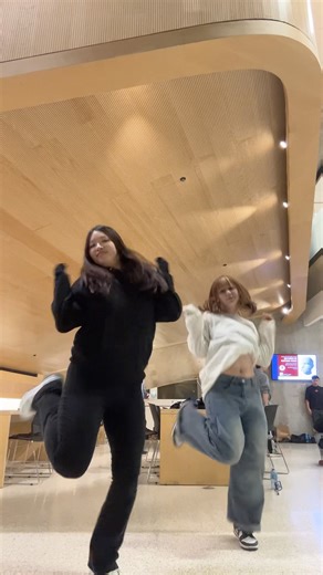 After-practice vibes 🪩#Caramelldansen #dancechallenge #caramellagirls #fyp #lemonadepunchdancecrew