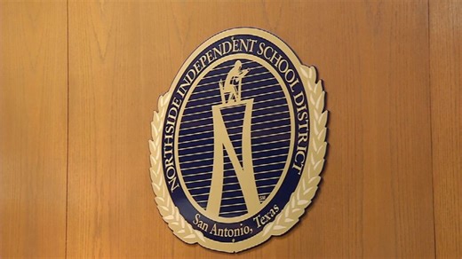 Northside ISD approves new cell phone policy after Texas bans phone use in class