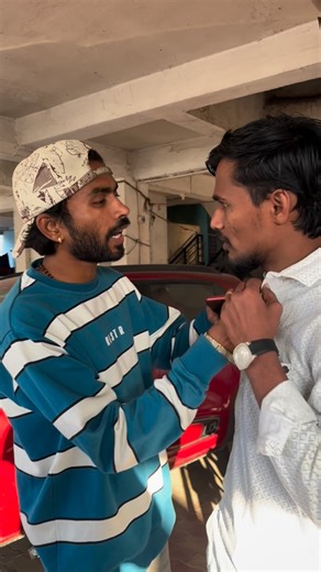 smarty on Instagram: "TAG 🏷️ THAT UDRI HADOOO FRIEND🤣🤣 . . #vishmpattar #chandu_vines03 #shahapur #yadgir #gulbarga #raichur #bidar #hubli #hublidharwad #koppal #karnataka #contentcreator #uttarakarnatakamemes #uttarakarnataka #uttarakarnatakacomedy #uttarakarnatakatalents #uttarakarnatakamandi #uttarakannada #pakkaudaalna #trendingreels #comedy #vines #kalburgi #bijapur #kannadamusically #yash #radhikapandit #tumkur #dboss #kicchasudeepa"