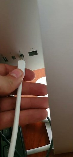 How to connect a mini display port adapter to a computer #cables #pc #tutorial #didyouknow #apple