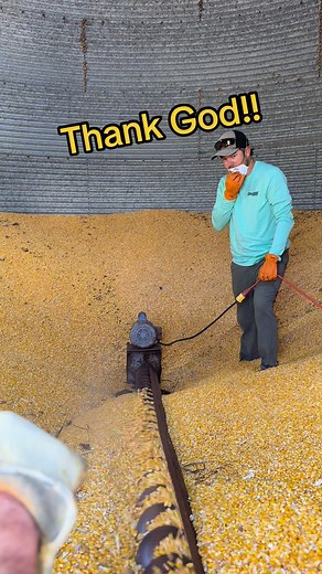 Cross your fingers! #farm #farming #farmlife #familyfarm #agriculture #reelsvideo #reelsfb #reels #tractor #caseih #johndeere #fun #harvest #country #work #hardwork #iowa #kids | Titman Farms