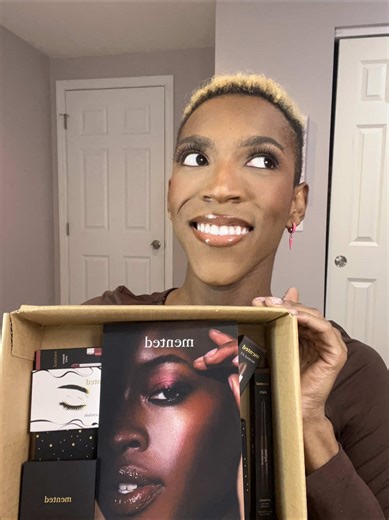 @mented cosmetics 9 year anniversary box! I highly recommend getting this bundle! 💄#mentedcosmetics #makeup #makeuphaul ##CapCut