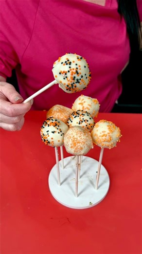 Cake pops are so easy! | Vegas Mischief Makers