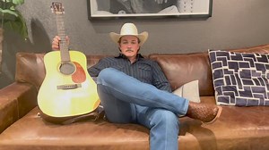 🌟🎸5 Things to Know About Zach Top 🌟🎸 1⃣: Zach got his start in bluegrass music! 🎻 2⃣: His first band - Top String - was at age 7, with his siblings! 🎵 3⃣: He's already had several appearances at the Grand Ole Opry! 🌇 4⃣: His idols are George Strait, Keith Whitley and Randy Travis (one you listen to him, you'll understand)! 🤠 5⃣: His newest song coming out Aug. 30 is "Beer For Breakfast" 🍺🍽 You can see Zach Top and our other amazing country stars at Stars & Guitars on November 11. Link 