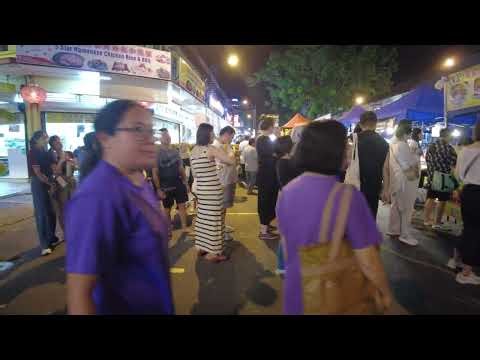 Women’s Variety Night Market in Kota #Kinabalu | Local Life & Street Style Malaysia