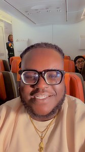 Je m’en vais avec votre enfant mon nom va respirer un peu @Air Côte d’Ivoire #pourtoii