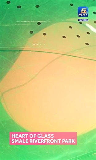 Check out this larger than life inflatable frog sculpture at BLINK Cincinnati! 🐸 | WLWT