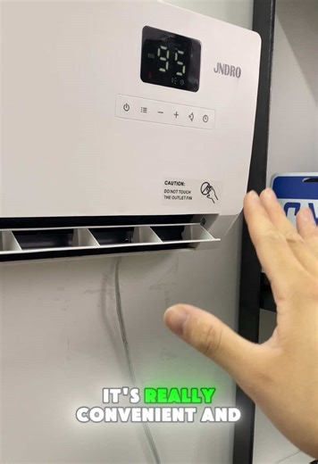 This heater makes my whole room so warm♨️❤️‍🔥🔥#tiktokshopblackfriday #tiktokshopcybermonday #fypシ #spaceheater #heater #coldseason #tiktokshopholidayhaul #shopvideocarnival