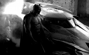Extra-long ‘Batman v Superman’ trailer unveiled at Comic-Con – watch