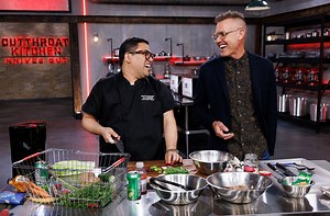 Oregon-raised celebrity chef hosts Food Network’s ‘Cutthroat Kitchen’ reboot