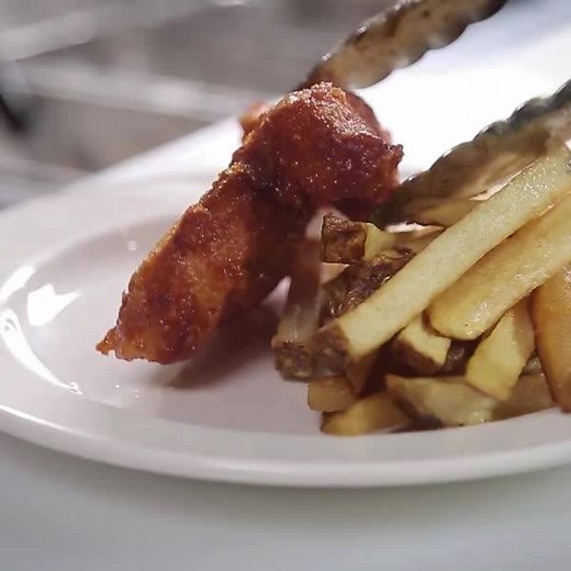 232K views · 1.6K reactions | These fish and chips (with homemade tartar sauce!) from Stoney's British Pub are the REEL deal!! #DDD with Guy Fieri > Fridays at 9|8c Try their recipe yourself! https://foodtv.com/30wc8g2 | Food Network | Facebook