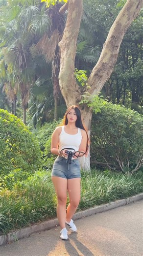 Girl like traveling🥰 | Yue Dabao