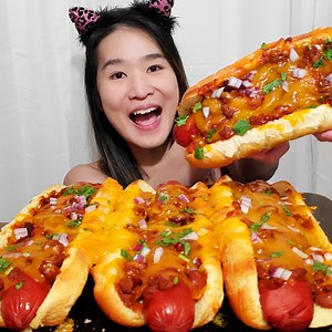 It's very cheesy! Eating huge 9" Chili Cheese Hot Dogs with Wendy's Canned Chili with beans! Quick and easy recipe, and very delicious 😃 Have you had Wendy's canned chili? #cheese #cheeselover #cheesesausage #chili #chilicheese #hotdogs #hotdog #recipe #recipes #foodie #eatingshow #eatingasmr #mukbang #asmr #eatingsounds #cooking #wendys | Peggie Neo