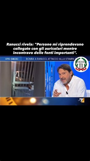 Meme dalla Terza Repubblica on Instagram: "Ranucci rivela: “Persone mi riprendevano collegate con gli auricolari mentre incontravo delle fonti importanti”. Sigfrido Ranucci racconta l’attentato subito e ricostruisce una serie di episodi inquietanti avvenuti negli ultimi due anni. Il giornalista spiega che la sua scorta aveva già segnalato la presenza di persone sospette che lo seguivano e lo riprendevano durante incontri con fonti riservate. Quando Lilli Gruber gli chiede come sta, Ranucci ha ri