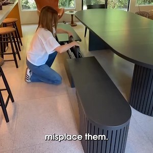 No space for hosting this Christmas? I’ve been there. I just found this gorgeous expandable round table from Transformer Table and I’m obsessed. It starts compact, fits perfectly in smaller spaces… and then it extends out so beautifully when people come over. Now I can actually host the holidays without stressing about my square footage — and everyone fits. If you’re trying to create more room for the people you love this season, this table is a total game changer. ✨🎄 | Transformer Table