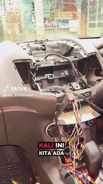 Upgrade Head unit Ford Fiesta menggunakan Head unit android Ram 2 32Gb, Harga murah Hasil Mewah 👌 #fordfiesta#ford#headunitandroid#audiomobilmalang#fordmalang