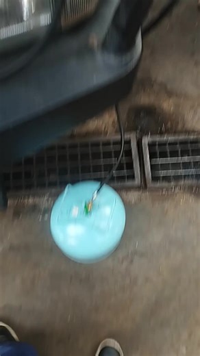 ❄️ Stop AC leaks fast! Replace worn O‑rings, seal the system, and keep your car cool! 🚗💨 #ACRepair #CarTips #DIY