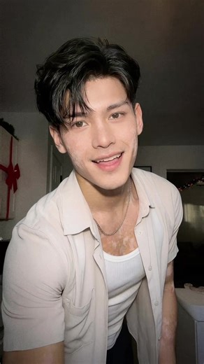 Understanding Vitiligo: Causes and Care Tips