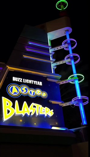 Today’s video on YouTube. Take a ride with me on Astro Blasters at Disneyland! Link in bio. #astroblasters #buzzlightyear #buzz #toystory #todayigrewup #disneyland #zurg