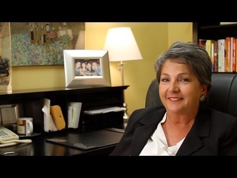 How to Become a Marriage and Family Therapist