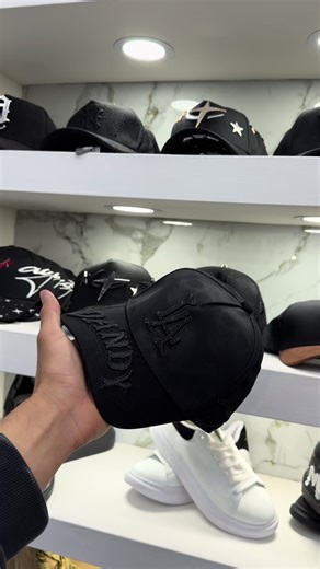 Super promo de san Valentín Llévate 3 artículos “escoges tallas y modelos a tu gusto” Tenis gorra playera de regalo x 2/5/0/0🔥 Promo valida solo 3 días gente para que vengan por su combo de san Valentín Google maps: BC boutiquecuen Whattsap 6/8/6/2/2/7/1/7/8/0