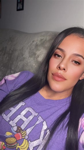 I love me some One Direction and this is one of my favorite songs so I had to jump on the trend and do this over ride #GoodMorning #SimplyBesties #onedirection #littlethings