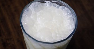 Oto co się stanie, gdy codziennie będziesz pić jeden kubek kefiru