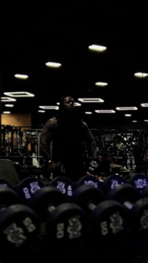 Building Boulder Shoulders for a Stronger Gym Life