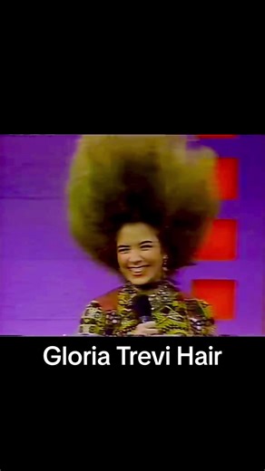 Gloria Trevi Hair Styling Tips and 90s Fashion | Sabado Gigante Look