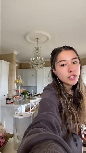 paris @ppwyang TikTok LIVE 10-20-22 Short