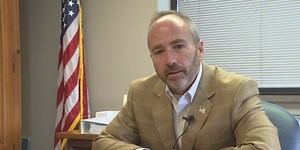 Chief Loren Lampert gives his final farewell