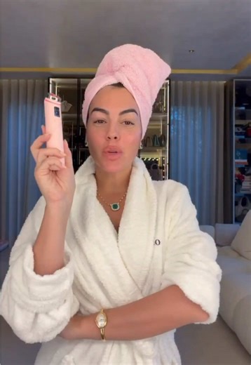 Your skincare routine, but smarter The Medicube Age-R Booster Pro helps your products absorb better so your routine can actually deliver results. ✨ Booster Mode Enhances absorption of serums and ampoules. 💧 Air Shot Mode Helps refine pores and improve skin texture. ⚡ MC Mode (Microcurrent) Supports firmer-looking skin and elasticity. 🔵 Derma Shot Mode Helps stimulate and tighten areas for smoother-looking skin. One device. Four modes. Better skincare results. Upgrade your routine. www.kbeautya