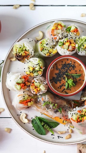 Schnelle vegane Rezepte, die sich perfekt als Abendessen eignen und easy in deinen veganen Lebensstil integrieren lassen ❤️ #plantbaseddinnerrecipe #veganesabendessen #plantbaseddinners #plantbasedlifestyle🌱#veganerezepteschnelleinfach #veganerezepte