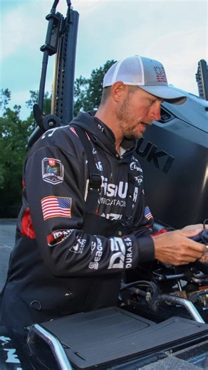 Some Knockout Round intrigue this morning on Nickajack Lake. Matt Becker Fishing was prepping for a one-day shootout, Nick Hatfield Fishing was counting on some "semi-local" familiarity with Nickajack and Drew Gill was contemplating a bold strategy of "33%ing" the day. We're here for ALL of it! We'll see what happens in the second and third periods, but Nickajack is an interesting puzzle to figure out. #fishing #bassfishing O'Reilly Auto Parts OPTIMA Batteries Tennessee Vacation #visitchatt | Ma