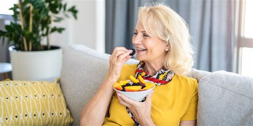 10 Fruits Lowest in Carbs and Packed With Nutrients, According to Dietitians