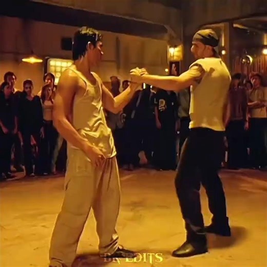 He is a human weapon! 💀🔥 #TonyJaa #Action #MartialArts #Shorts