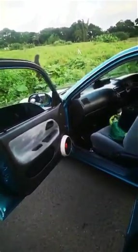 Pump up the sound 🔊😍 #spaudio #soundquality #soundqualitycaraudio #midrange #midrangespeakers #carspeakers #carspeaker #caraudio #caraudioshop #caraudioinstallation #supertweeter #tweeterspeaker | SP AUDIO