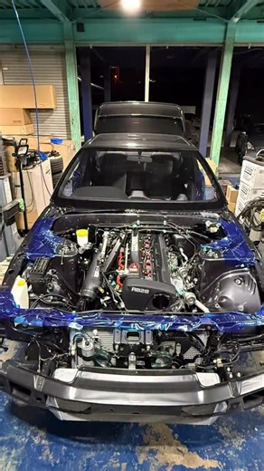 Kazushige Sakamoto GTR on Instagram: "ACTIVE SPL Engine Built on an N1 block with the HKS STEP II 2.8L kit Equipped with V-CAM STEP II Crank angle sensor conversion kit installed NISMO old-logo intake collector A rare, carefully preserved HKS stainless steel exhaust manifold The interior features full genuine leather, configured for four passengers And much more… This car will be finished as a comfortable, refined cruising machine, combining performance with true drivability."