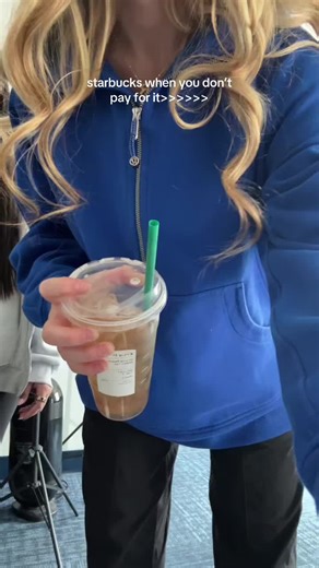 working on spring break but starbucks helps #foryoupage #college #outfitinspo #trending #volleyball @paige @lululemon