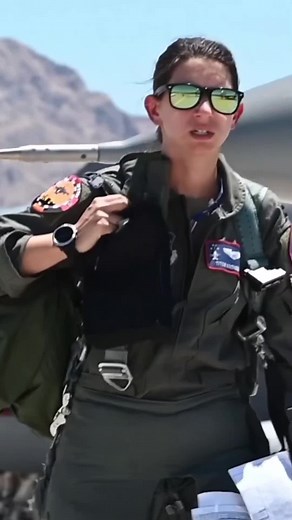 usa female airforce #f22raptor #usmilitary #f16 #viralvideo #viraltiktok #for