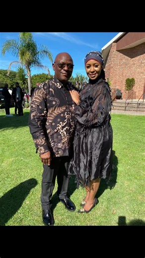 Sakhumzi and Banelisiwe's Elegant Black-Themed Wedding