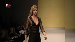 Vintage in Pills LA PERLA Spring 2002 - Fashion Channel
