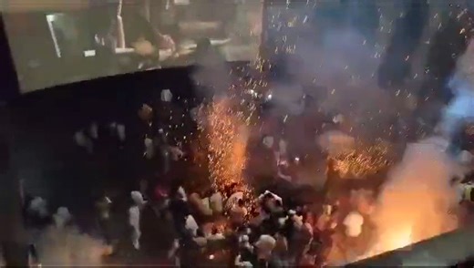 Unrelated but no way were people were doing this inside a theater omg