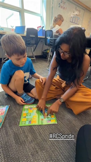 Building strong readers. #RCSpride #RCSteaching #RCSlearning | Rochester Community Schools, MI