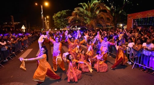 Le Tamij Sangam souhaite une lumineuse fÃªte de Dipavali