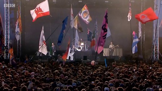 The Killers - The Man [Legendado PT-BR] [Live in Glastonbury 2017]