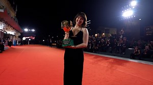 Cailee Spaeny sets the record straight on Jacob Elordi romance rumors