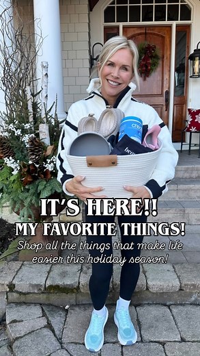 It’s here!! My Favorite Things List is LIVE! ✨ This year, I round up the tried-and-true goodies I use on repeat👏. Cozy closet staples, beauty must-haves that keep me glowing over 60, travel essentials, little wellness boosts… all the things that make life easier and a little more fun. And yes-they make fabulous gifts! 🎁 Comment 🎁 FAVORITES 🎁 and I’ll send the full list straight to your DMs. P.S. I’ll also send my Gifts Under $25 list because there is SO much good stuff this year! You can sho