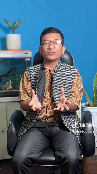 Becoming a genius in math isn’t about being born with a special talent — it’s about developing the right mindset and habits. Practice regularly, challenge yourself with tough problems, and don’t be afraid to make mistakes — that’s where real learning happens. Focus on understanding concepts deeply rather than just memorizing formulas. Ask questions, stay curious, and connect math to real-life situations. With consistency, passion, and patience, anyone can unlock their mathematical genius. #MathG