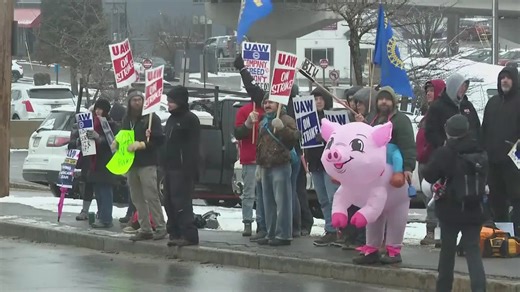Bath Iron Works workers are now on strike